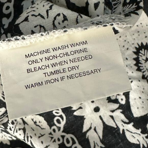 ALC At Last Classics Top Women Small Black White Floral Smocked 100% Cotton Boho - Picture 7 of 7